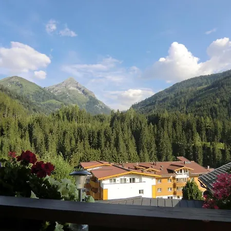 Dengg Hotel 4*