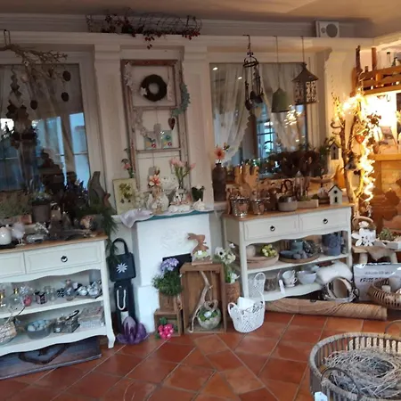 登格兰德豪斯旅馆 酒店 4*