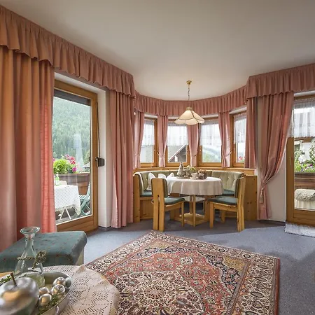 登格兰德豪斯旅馆 盖洛斯